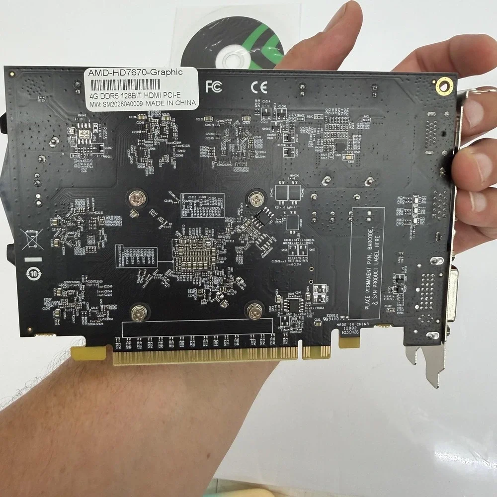 AMD Radeon HD 7570 Black 4GB GDDR5 Graphics Card HDMI DVI-D VGA PCIe 2.1 X16 GPU